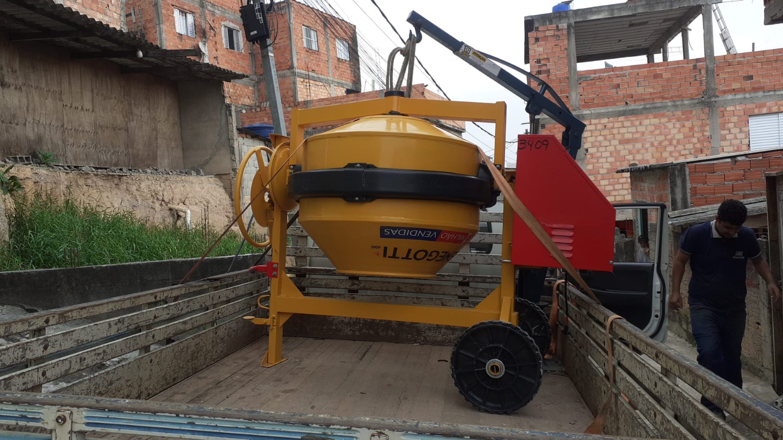 WhatsApp Image 2022-05-02 at 14.57.37.jpeg